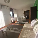 شقة Visnja